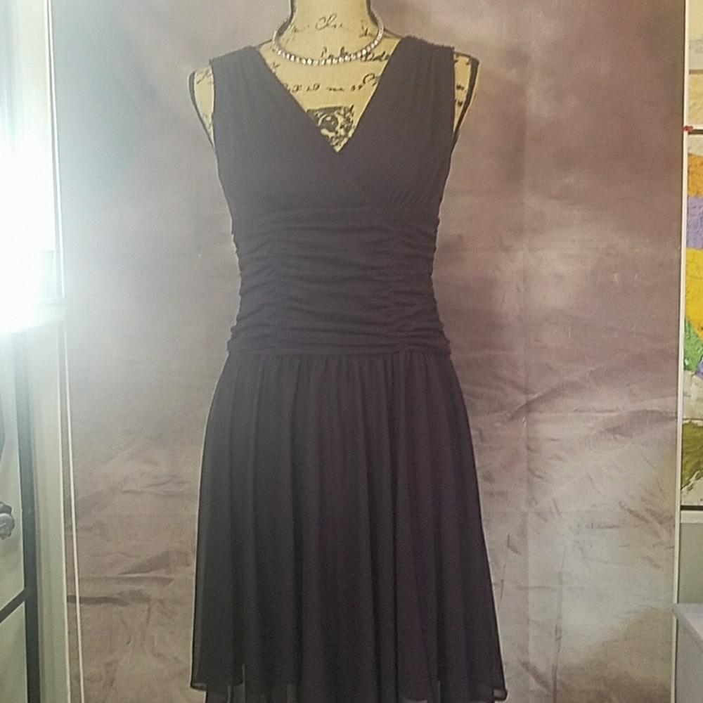 Jessica Howard Purple Sleeveless V-Neck Midi Dress